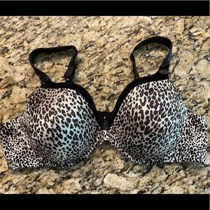 NWOT Vanity Fair bra 44C
